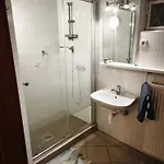 Magyar Tenger Pihenohaz, For 2-8 Person, 105 M2, Garden, Pool, Free Parking, 5 Min From The Lake, * バラトンアカラッチャ