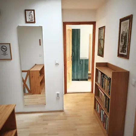بيت للعطل Magyar Tenger Pihenohaz, For 2-8 Person, 105 M2, Garden, Pool, Free Parking, 5 Min From The Lake,