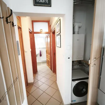 Magyar Tenger Pihenohaz, For 2-8 Person, 105 M2, Garden, Pool, Free Parking, 5 Min From The Lake,