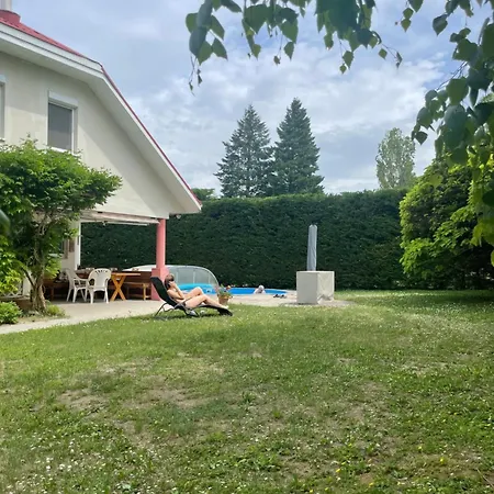 Nyaraló Magyar Tenger Pihenohaz, For 2-8 Person, 105 M2, Garden, Pool, Free Parking, 5 Min From The Lake, *