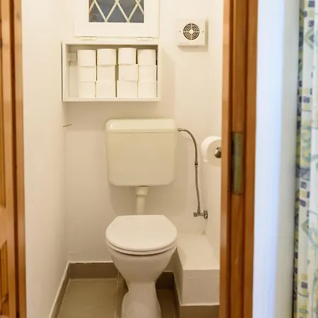 Dom wakacyjny Magyar Tenger Pihenohaz, For 2-8 Person, 105 M2, Garden, Pool, Free Parking, 5 Min From The Lake,